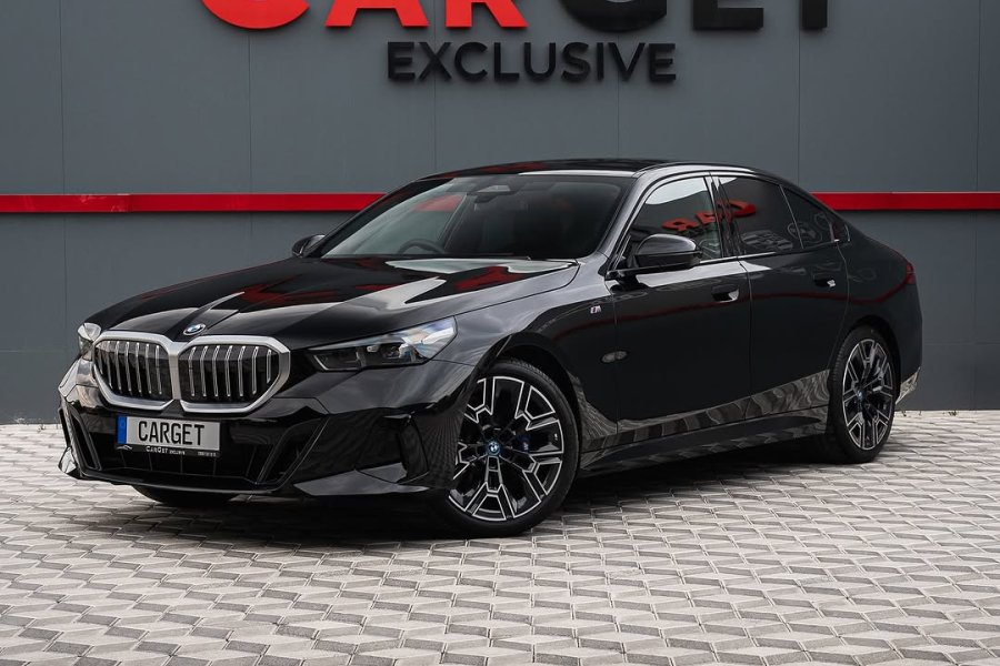2024 MODEL BMW 520İ SPORT