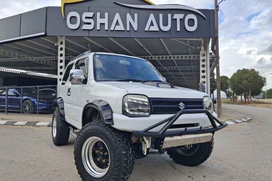 2000 MODEL DÜZ SUZUKİ JİMNY