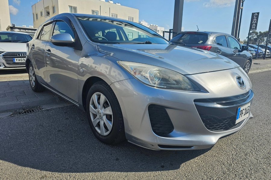 2012 MODEL OTOMATİK MAZDA AXELA