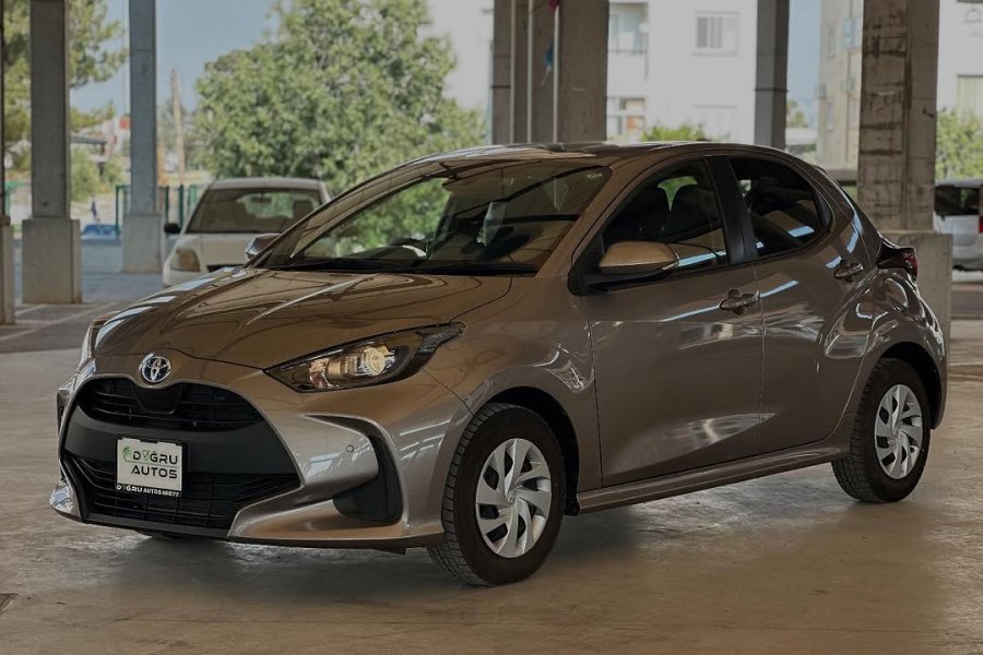 2021 MODEL OTOMATİK TOYOTA YARİS