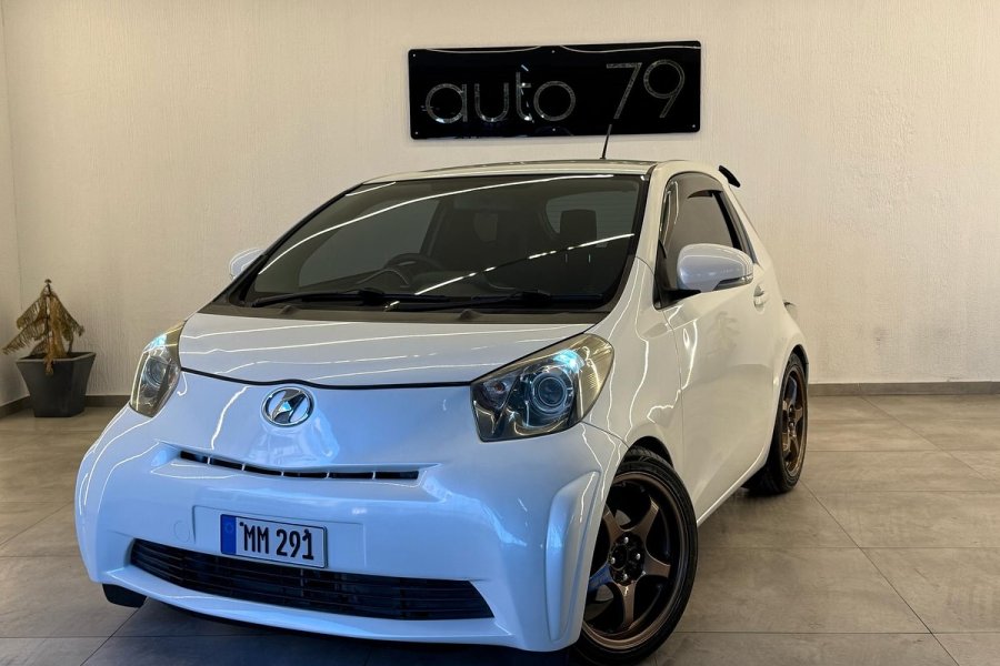 2011 MODEL OTOMATİK TOYOTA iQ