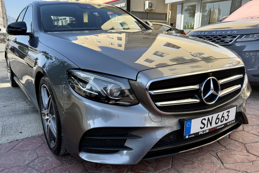Mercedes E220 d Amg premium plus