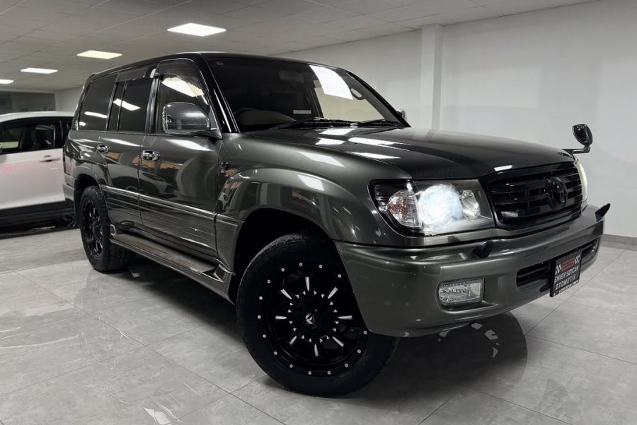 2000 MODEL OTOMATİK LAND CRUİSER