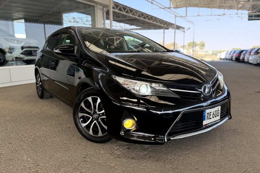 2014 MODEL OTOMATİK TOYOTA AURİS