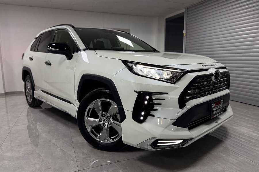 2022 MODEL OTOMATİK TOYOTA RAV4