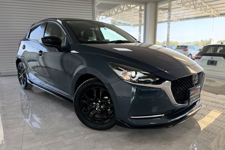 2021 MODEL OTOMATİK MAZDA 2