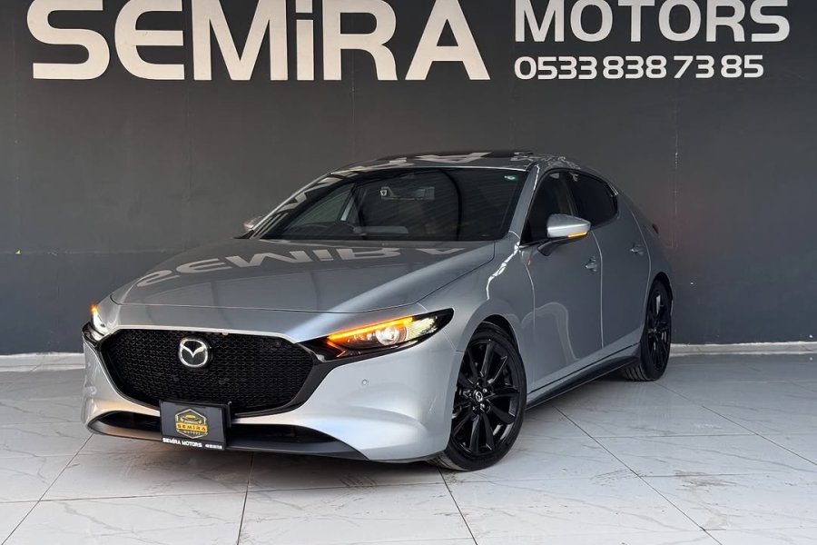 2022 MODEL OTOMATİK MAZDA 3