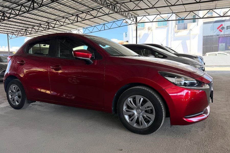 2021 MODEL OTOMATİK MAZDA 2