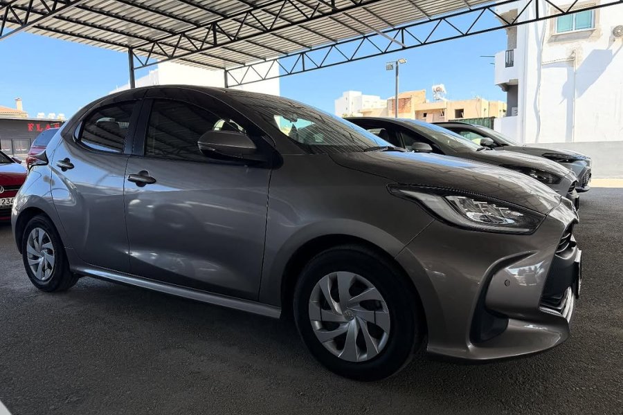 2021 MODEL OTOMATİK TOYOTA 3