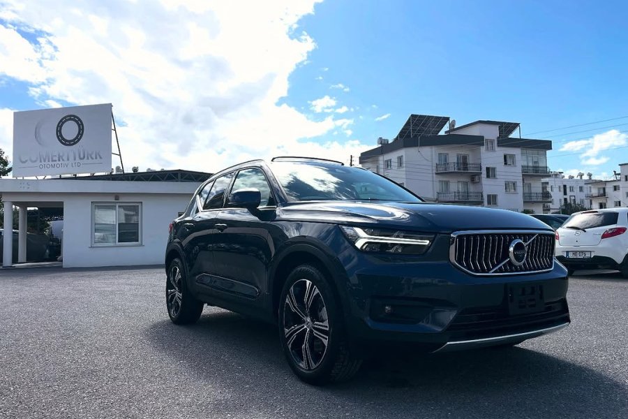 2021 MODEL OTOMATİK VOLVO CX40