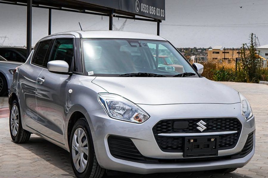 2021 MODEL OTOMATİK SUZUKİ SWİFT