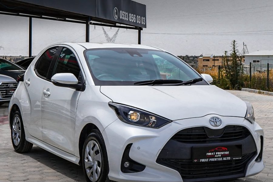 2022 MODEL OTOMATİK TOYOTA YARİS
