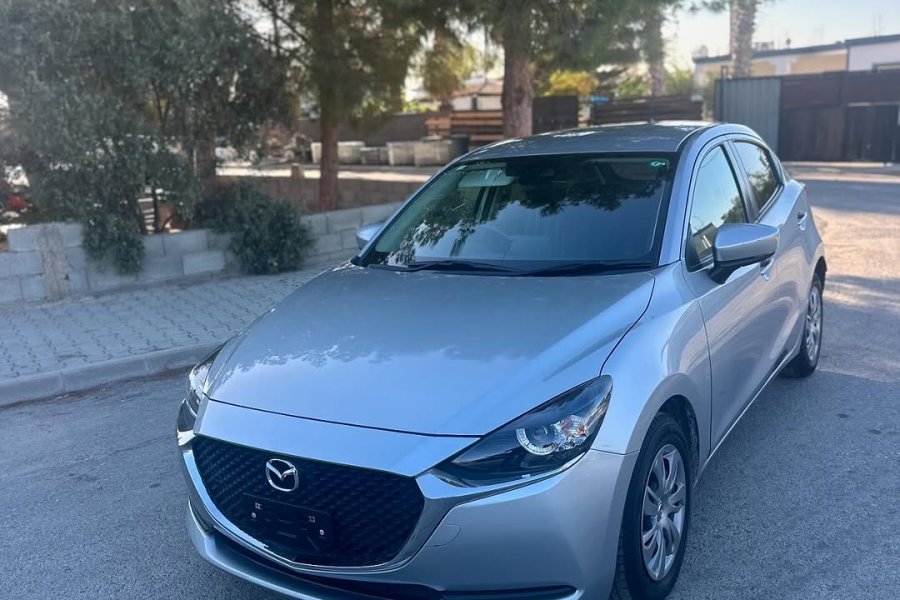2021 MODEL OTOMATİK MAZDA 2
