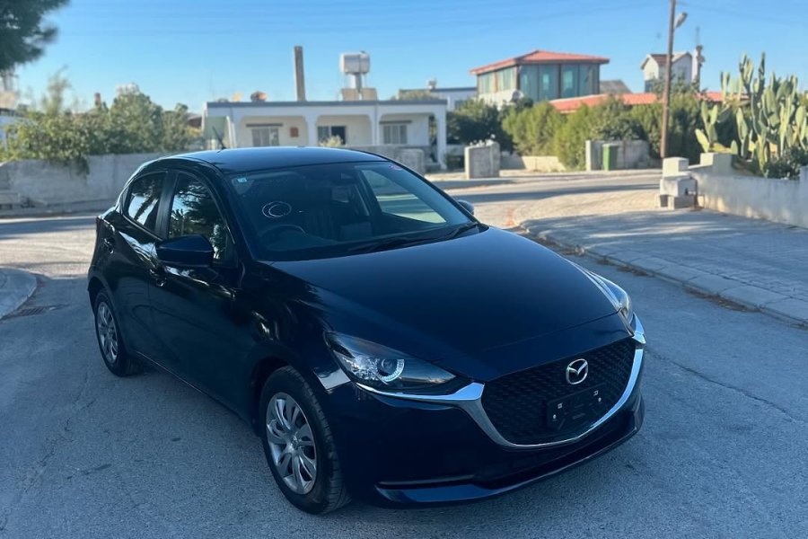2021 MODEL OTOMATİK MAZDA 2