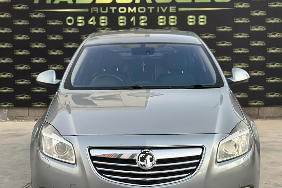 2012 MODEL OTOMATİK VAUXHALL INSİGNİA
