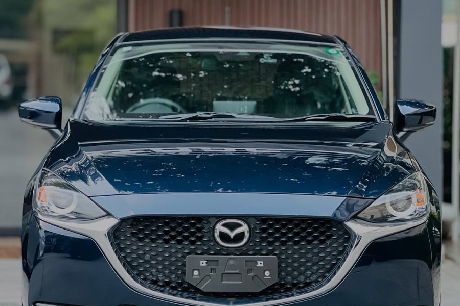 2021 MODEL OTOMATİK MAZDA 2