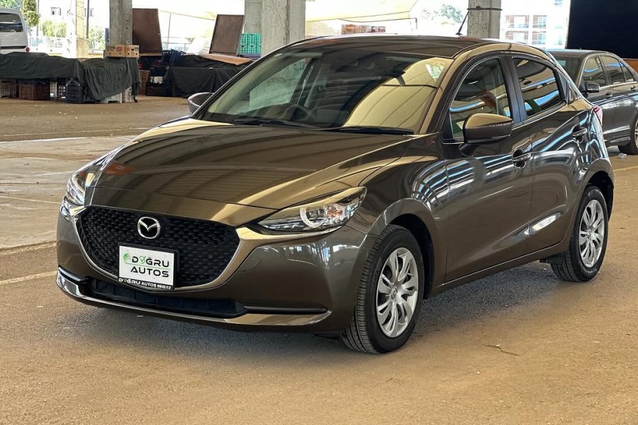 2022 MODEL OTOMATİK MAZDA 2