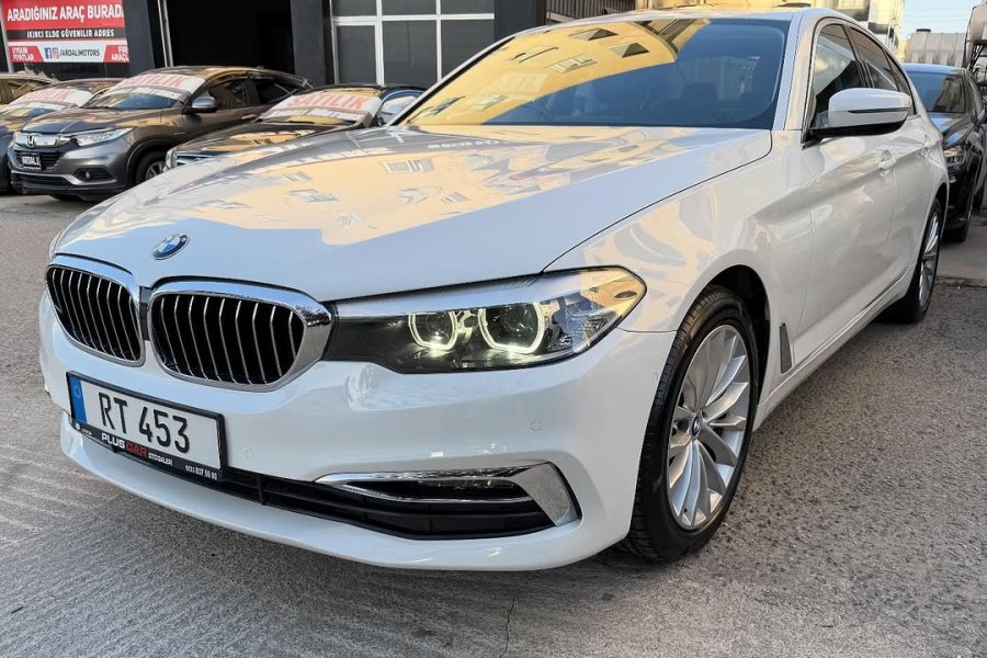 2020 MODEL OTOMATİK BMW 5 SERİSİ